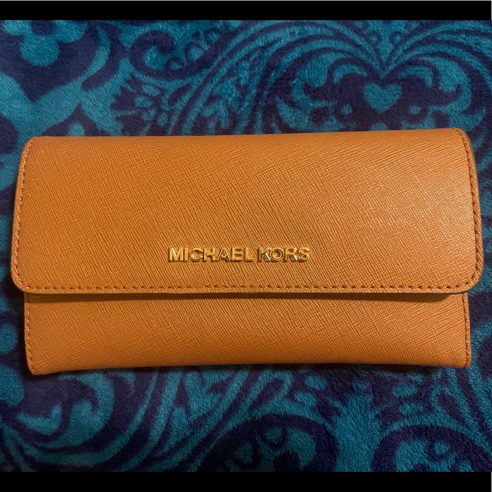 Michael Kors Trifold Wallet Luggage